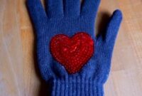 Heart-warming gloves