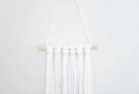 Diy yarn wall hanging