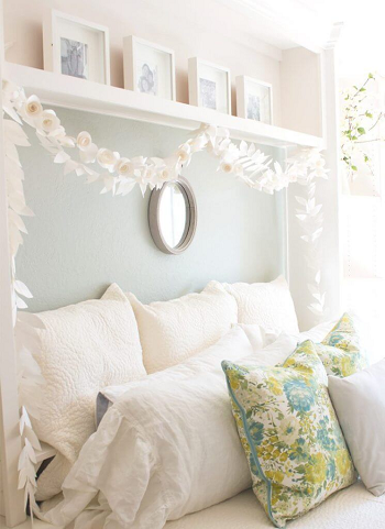 Delicate frilly and feathery white floral garland Tremendous Flower Garland Ideas To Magically Bring Charm To Your Bedroom