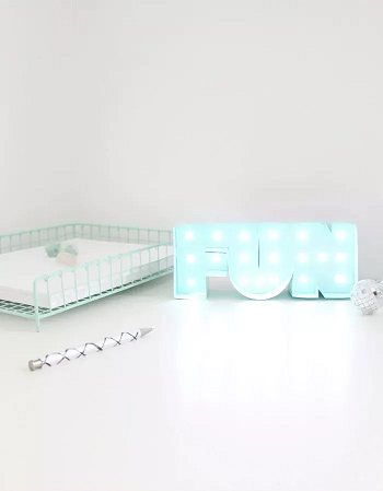 Mini desk marquee light Homemade Gifts Ideas That Are Sweet To Your Special Ones