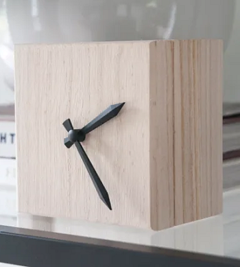 Minimal modern block clock Simple Homemade Clock Style Ideas For Useful DIY Projects