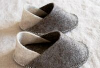 Diy felt baby slippers