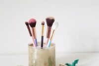 Diy makeup brush holder