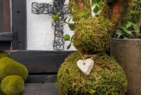 Diy moss bunny