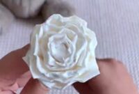 How to make a wedding bouquet flower4