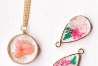 Diy resin jewelry