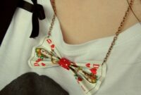 Diy playing card bow necklace